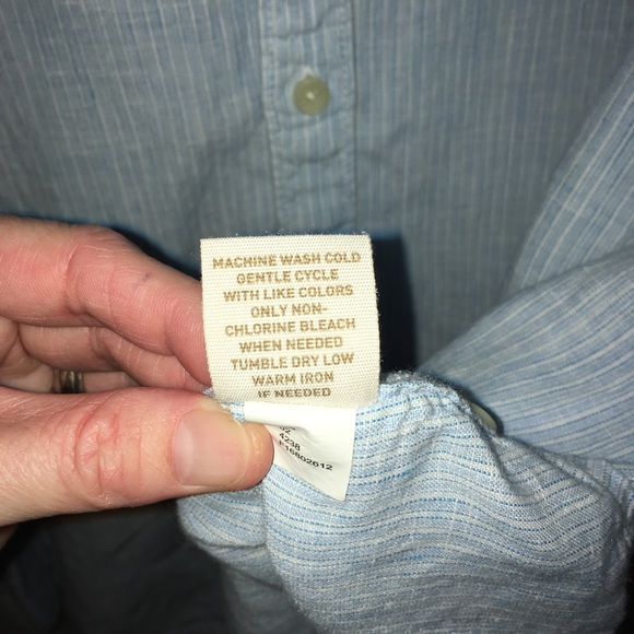 Men’s size Large button down - Picture 4 of 4